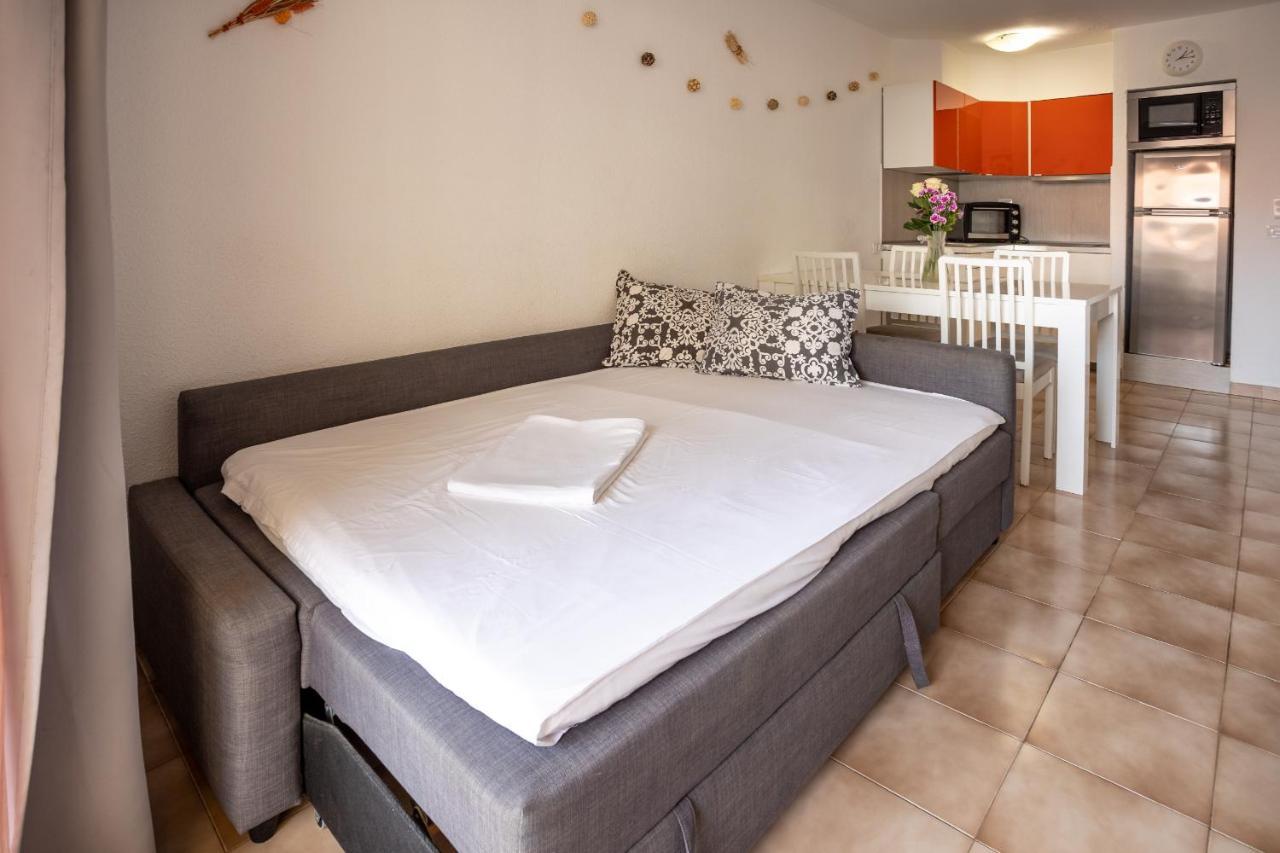 Castle Harbour Phoebe'S Flat Los Cristianos By Lovetenerife Dış mekan fotoğraf